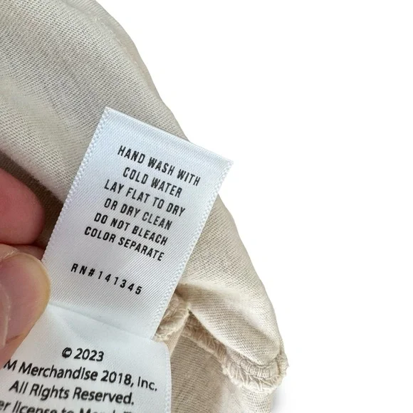 Anthropologie Cream Graphic Tee Fleetwood Mac size M - Picture 8 of 8